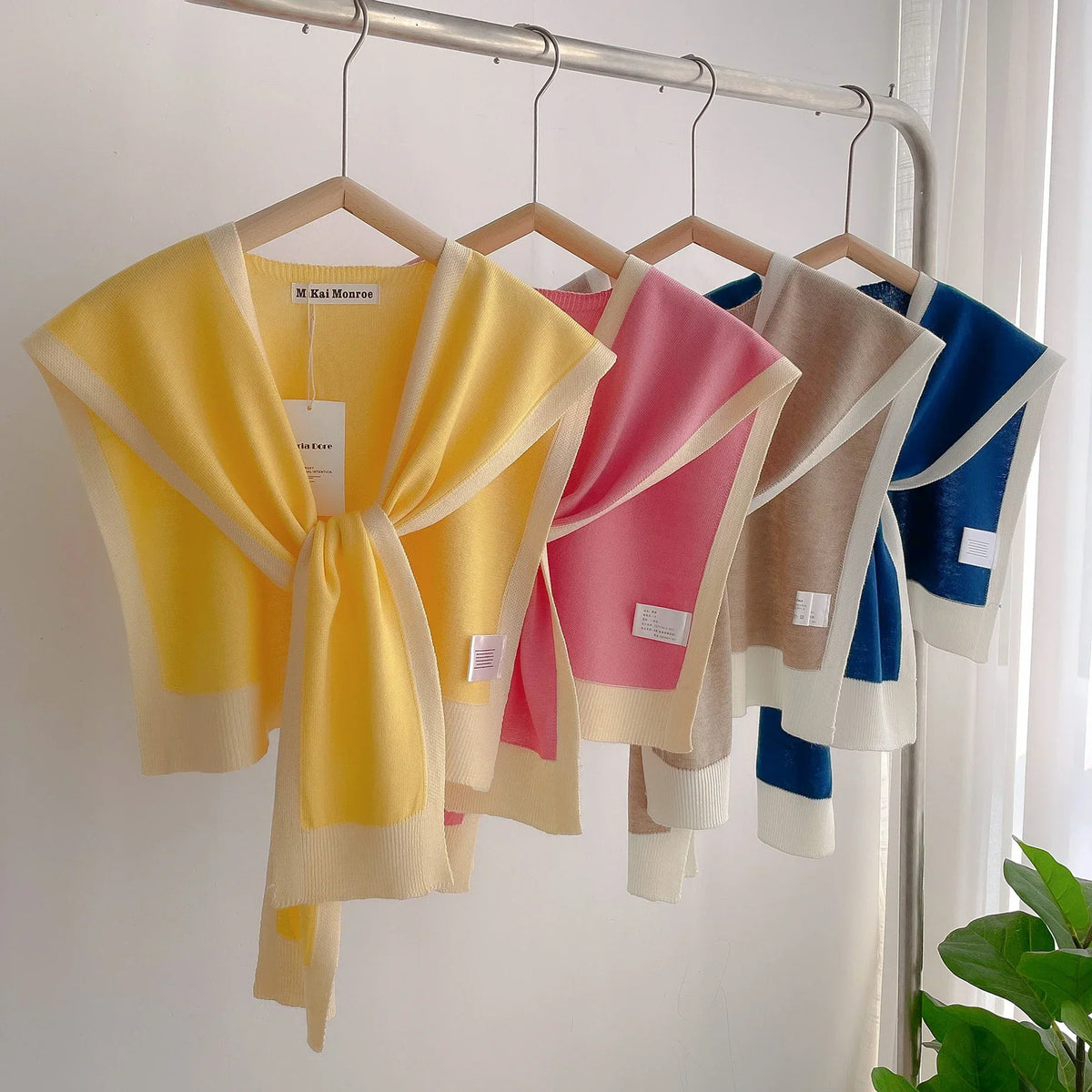 Emma – Striped Knit Shoulder Shawl
