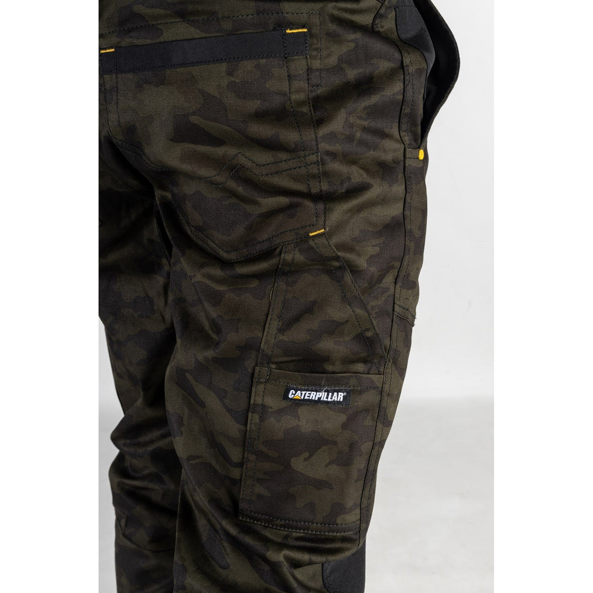 CAT Dynamic Men Trousers, Night Camo